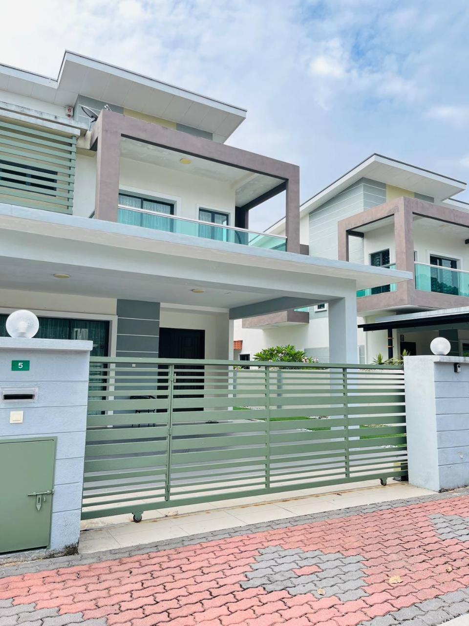 Sofea Mutiara Homestay Ipoh Exteriör bild